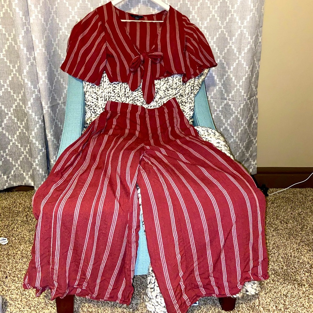 Two Piece Linen Set (Crop Top plus Flowing Pants)